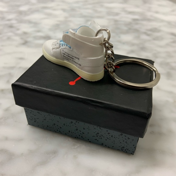 Off-White Air Jordan1 3D Keychain 
(Blue Laces) - Picture 3 of 4
